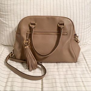 Michael Michael Kors Medium/Large Crossbody